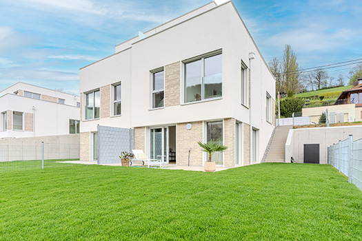 LIVING WOODS – HOLZMASSIVBAUWEISE – PASSIVHAUSTECHNOLOGIE 